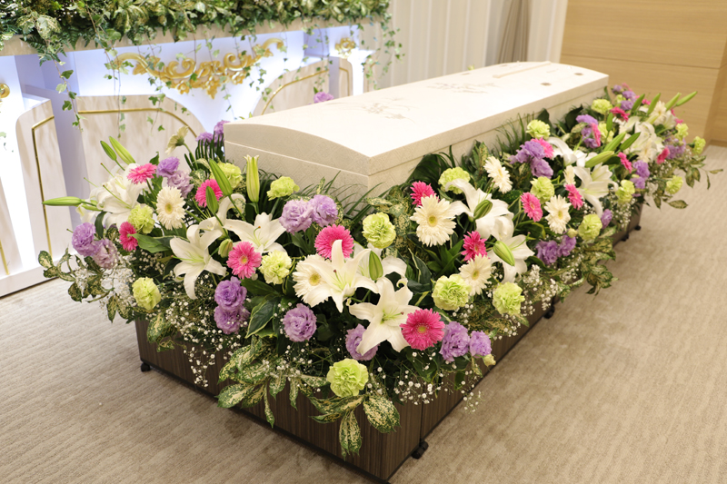 フラワーアイテム : 【セレモ公式サイト】千葉の葬儀社 「セレモ」 のお葬式｜家族葬、火葬式から社葬まで